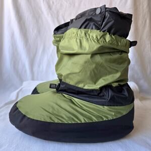 Feathered Friends Down Booties with Liners Green Size Small Women's 7.5-9